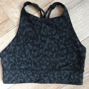 LULULEMON SPORTS BRA. EUC. Too small for me.
